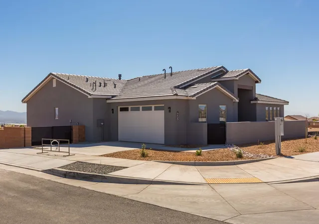 2nd image of 6820 Quivira Dr Nw, Albuquerque, NM 87120 | MLS# 1100171
