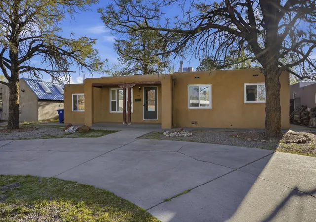 1st image of 824 Monroe St Ne, Albuquerque, NM 87110 | MLS# 1100179
