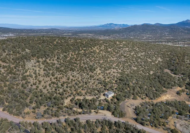 2nd image of 201 Pinon Trl, Cedar Crest, NM 87008 | MLS# 1100185