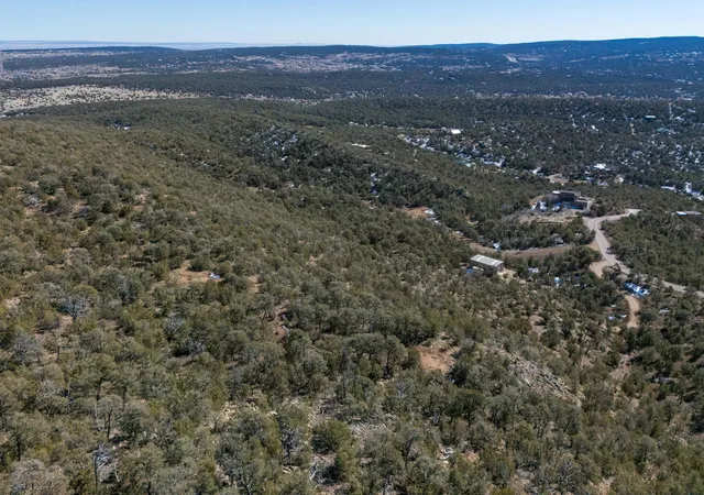 5th image of 201 Pinon Trl, Cedar Crest, NM 87008 | MLS# 1100185