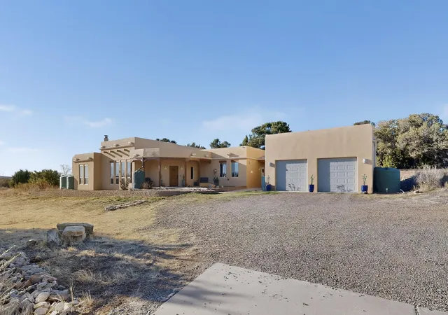 Homes for sale in Tijeras, NM | 6 Naomi Dr, Tijeras, NM 87059 | MLS# 1100240