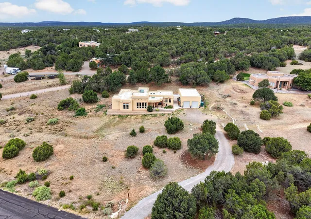 Photo 2 of Single family home for sale at 6 Naomi Dr, Tijeras, NM 87059 | MLS# 1100240 | Listing updated on 2026-07-24