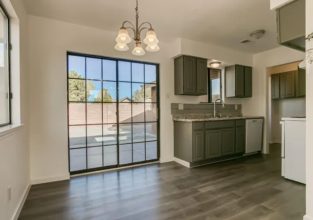 4th image of 3919 San Isidro St Nw, Albuquerque, NM 87107 | MLS# 1100275