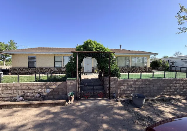 Homes for sale in San Acacia, NM | 4 Alamillo Rd, San Acacia, NM 87831 | MLS# 1100292