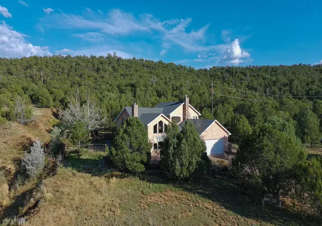 Photo 1 of Single family home for sale at 9 Calle De Prisa, Cedar Crest, NM 87008 | MLS# 1100026 | Listing updated on 2026-08-04