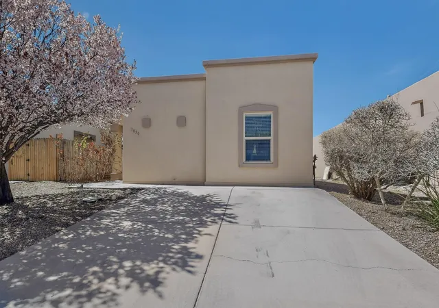 Homes for sale in Santa Fe, NM | 3050 Primo Colores St, Santa Fe, NM 87507 | MLS# 1100321