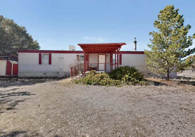 Homes for sale in Thoreau, NM | 112 Divide St, Thoreau, NM 87323 | MLS# 1100348
