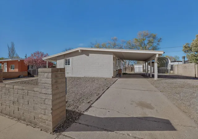 Homes for sale in Grants, NM | 820 Austin Ave, Grants, NM 87020 | MLS# 1100425