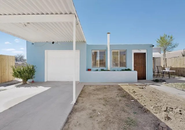 1st image of 123 Charleston St Se, Albuquerque, NM 87108 | MLS# 1100572