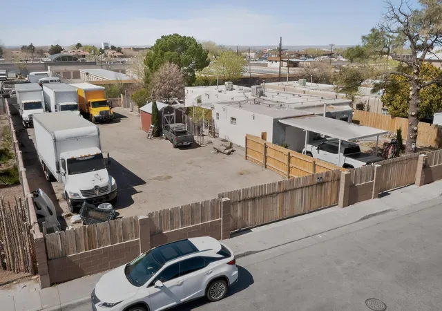 5th image of 123 Charleston St Se, Albuquerque, NM 87108 | MLS# 1100572
