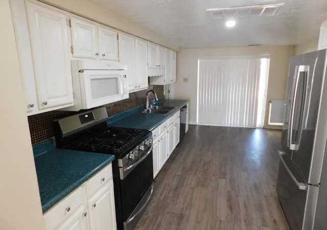 Photo 7 of Sale Pending at 10032 4th Street Nw, Albuquerque, NM 87114 | MLS# 1100637 | Listing updated on 2026-08-27
