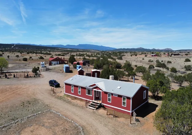 Photo 3 of Manufactured home for sale at 81 Nugent Rd, Edgewood, NM 87015 | MLS# 1100708 | Listing updated on 2026-07-21