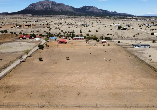Photo 4 of Manufactured home for sale at 81 Nugent Rd, Edgewood, NM 87015 | MLS# 1100708 | Listing updated on 2026-07-21