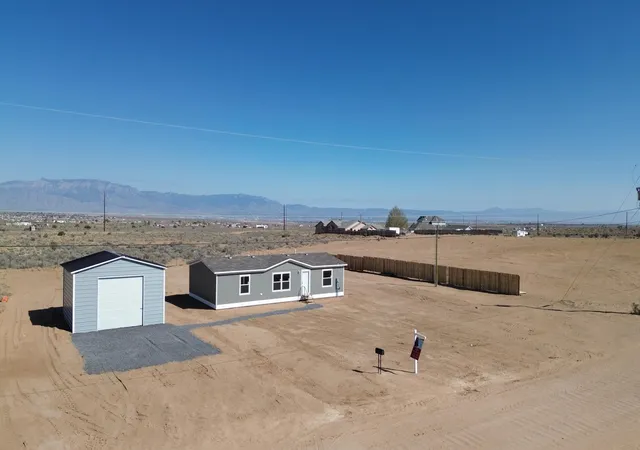 2nd image of 806 24th St Sw, Rio Rancho, NM 87124 | MLS# 1100728