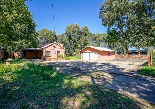 1st image of 158 Independence Ave, Las Vegas, NM 87701 | MLS# 1100794