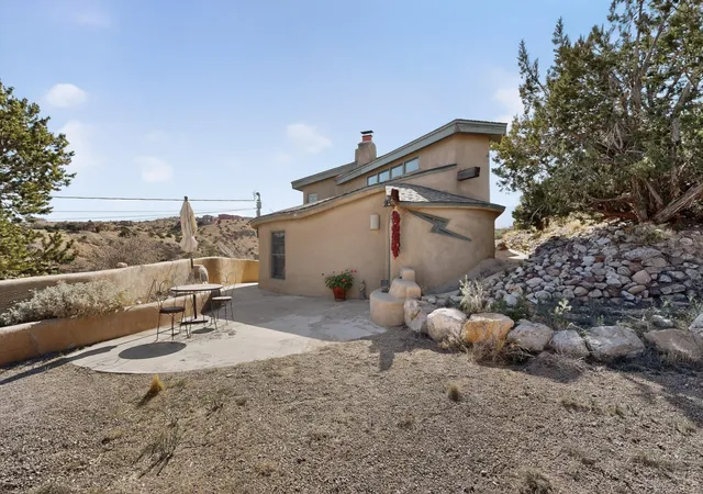 Homes for sale in Placitas, NM | 22 Cabezon Rd, Placitas, NM 87043 | MLS# 1100817