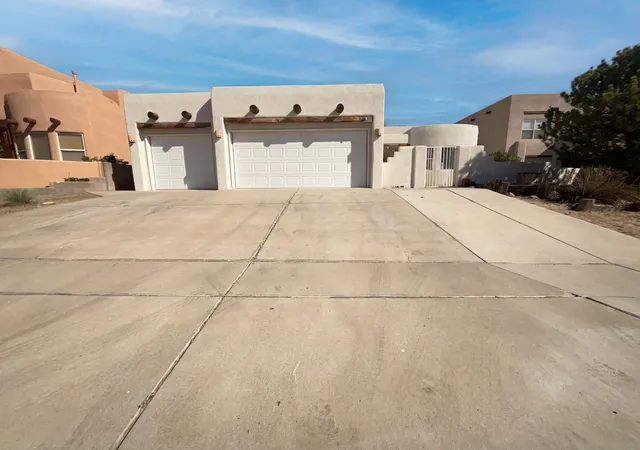 Homes for sale in Albuquerque, NM | 6331 Pima Pl Nw, Albuquerque, NM 87120 | MLS# 1100840