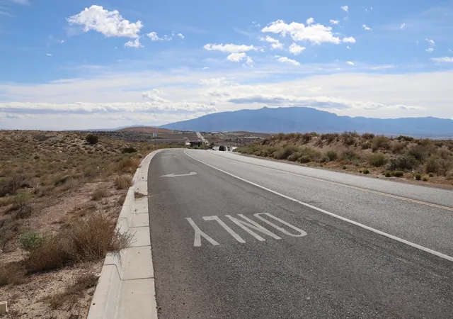 Photo 2 of Land for sale at 1721 Northern Blvd Ne, Rio Rancho, NM 87124 | MLS# 1100871 | Listing updated on 2026-08-02