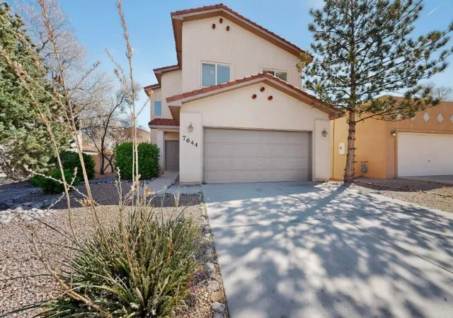 Photo 2 of Single family home for sale at 7644 Calle Comodo Ne, Albuquerque, NM 87113 | MLS# 1100983 | Listing updated on 2026-08-24