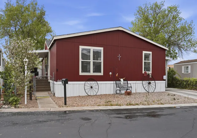 2nd image of 605 Doe Ln Se, Albuquerque, NM 87123 | MLS# 1100984