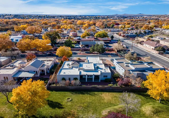 58th image of 508 Laguna Seca Ln Nw, Albuquerque, NM 87104 | MLS# 1100969