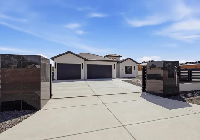 2nd image of 128 Los Ranchos Rd Nw, Albuquerque, NM 87107 | MLS# 1101213