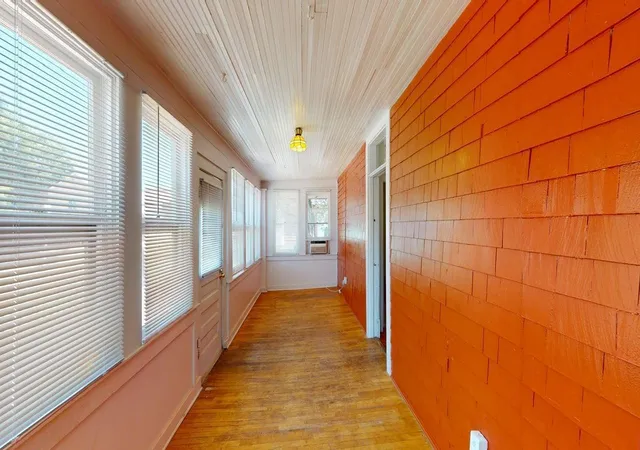 4th image of 715 Fruit Ave Nw, Albuquerque, NM 87102 | MLS# 1101217
