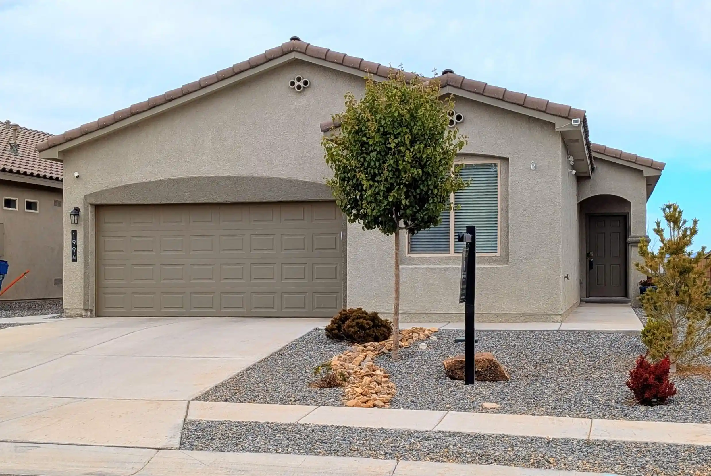 Photo 1 of Single family home for sale at 1994 Tesoro Loop Nw, Los Lunas, NM 87031 | MLS# 1101226 | Listing updated on 2026-10-21