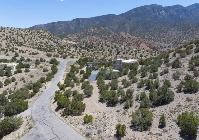 Homes for sale in Placitas, NM | 10 Vista De Oro, Placitas, NM 87043 | MLS# 1101260