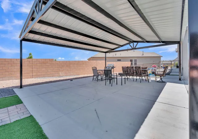 3rd image of 10687 Valedon Ln Sw, Albuquerque, NM 87121 | MLS# 1101268