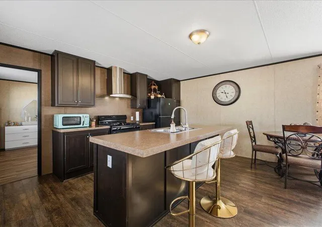 Photo 2 of Manufactured home for sale at 7401 San Pedro Dr Ne, Albuquerque, NM 87109 | MLS# 1101270 | Listing updated on 2026-08-11
