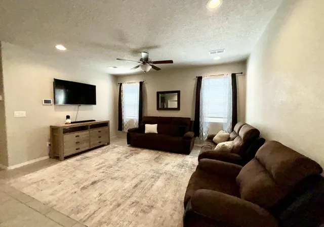 Homes for sale in Los Lunas, NM | 1741 Nicho Ct Nw, Los Lunas, NM 87031 | MLS# 1101302