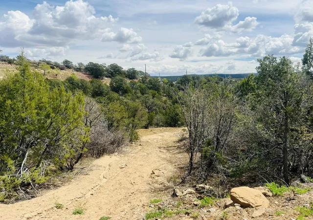 2nd image of 9 Boulder Ln, Cedar Crest, NM 87008 | MLS# 1101324