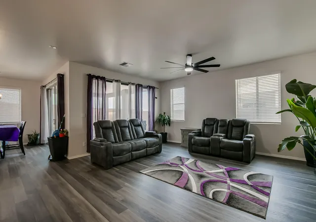 3rd image of 1050 Teena Rd Se, Rio Rancho, NM 87124 | MLS# 1101383
