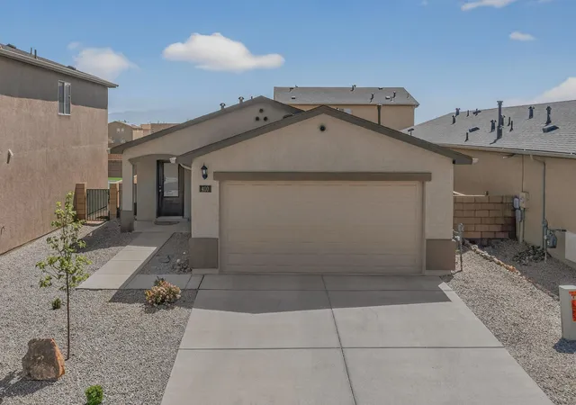 Homes for sale in Los Lunas, NM | 410 Hicks Dr Sw, Los Lunas, NM 87031 | MLS# 1101494