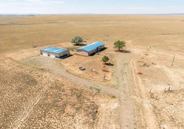 Photo 4 of Manufactured home for sale at 100 Bluegrass S Rd, Estancia, NM 87016 | MLS# 1101601 | Listing updated on 2026-08-13