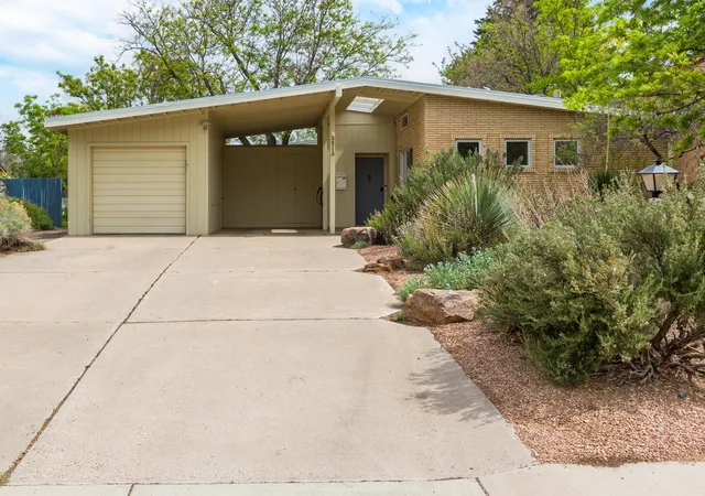 2nd image of 3813 La Hacienda Dr Ne, Albuquerque, NM 87110 | MLS# 1101646