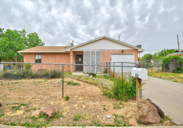 Photo 1 of Sale Pending at 823 La Luz Dr, Belen, NM 87002 | MLS# 1101683 | Listing updated on 2026-08-10