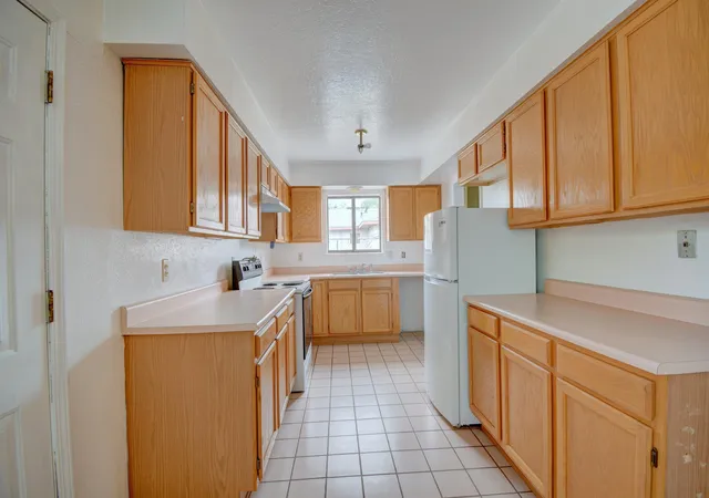 Homes for sale in Belen, NM | 823 La Luz Dr, Belen, NM 87002 | MLS# 1101683