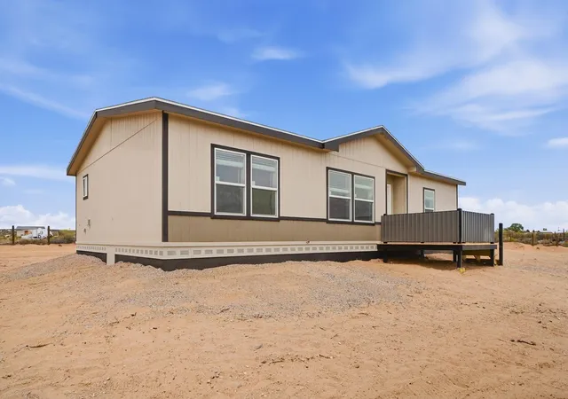 Homes for sale in Rio Rancho, NM | 1300 Iglesia St Sw, Rio Rancho, NM 87124 | MLS# 1101756