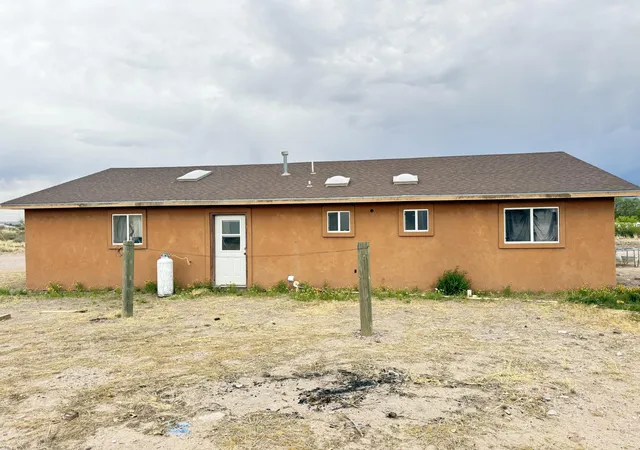 Homes for sale in Lemitar, NM | 46 Mel'S Rd, Lemitar, NM 87823 | MLS# 1101757