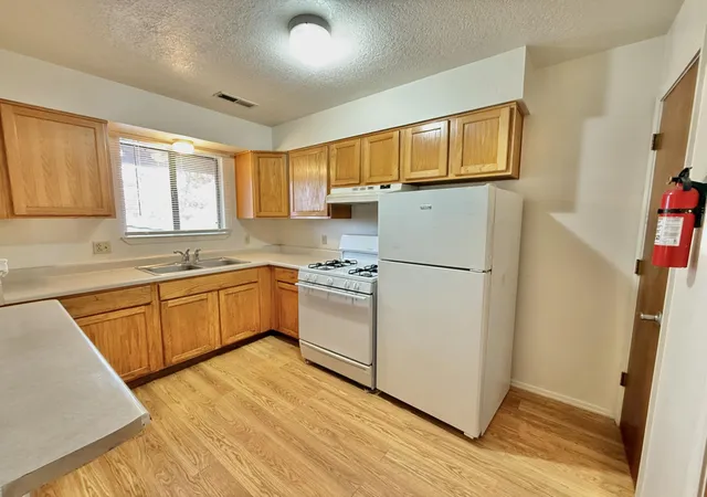 8th image of 1339 San Mateo Blvd Se, Albuquerque, NM 87108 | MLS# 1101783