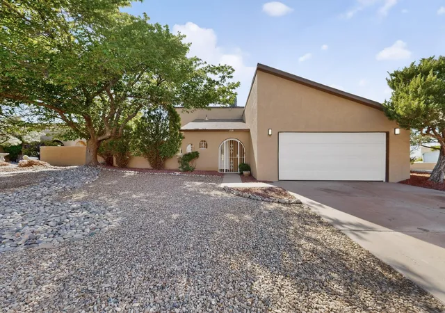 Homes for sale in Albuquerque, NM | 1729 Monte Largo Dr Ne, Albuquerque, NM 87112 | MLS# 1101852