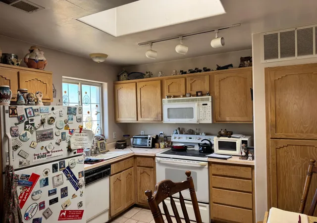 Homes for sale in Bosque, NM | 1 El Centro Dr, Bosque, NM 87006 | MLS# 1101866
