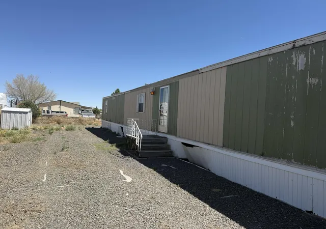 Photo 2 of Manufactured home for sale at 304 Walker St, Estancia, NM 87016 | MLS# 1101882 | Listing updated on 2026-08-03