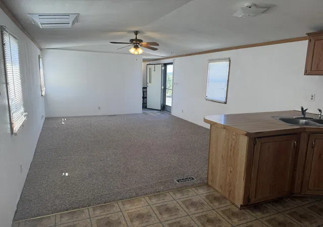 Photo 5 of Manufactured home for sale at 304 Walker St, Estancia, NM 87016 | MLS# 1101882 | Listing updated on 2026-08-03
