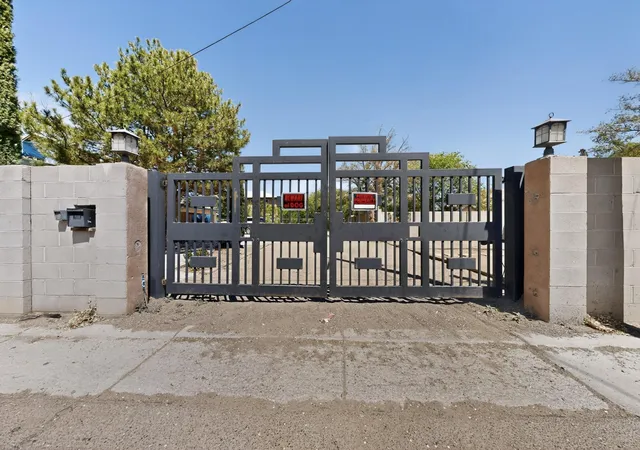 Photo 4 of Single family home for sale at 2115 Hollywood Ave NW, Albuquerque, NM 87104 | MLS# 1101919 | Listing updated on 2026-07-21