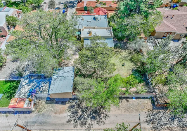 65th image of 319 Richmond Dr Se, Albuquerque, NM 87106 | MLS# 1101945