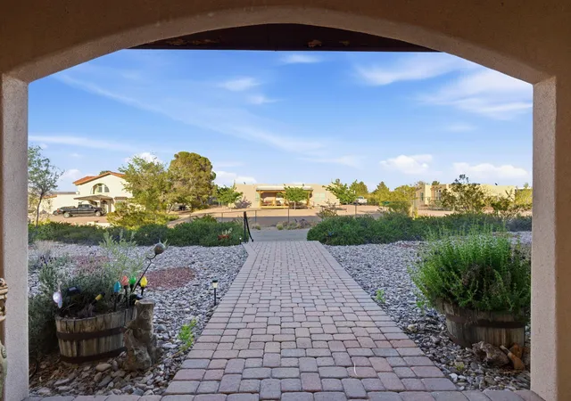 Homes for sale in Elephant Butte, NM | 600 Skyline Dr, Elephant Butte, NM 87935 | MLS# 1101987