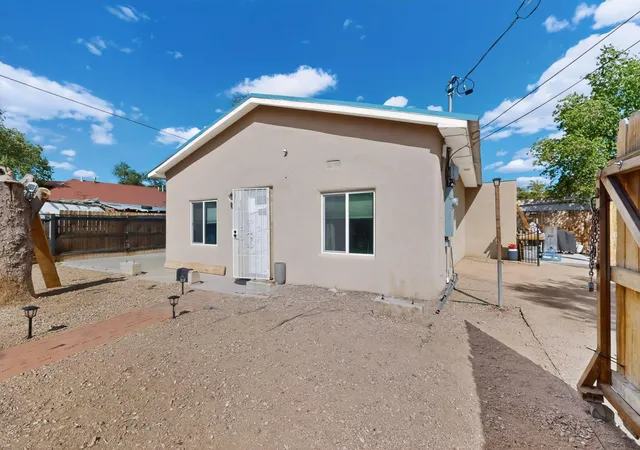 1st image of 2904 1st St Nw, Albuquerque, NM 87107 | MLS# 1102051